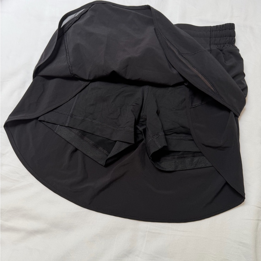 Lululemon hotty hot skirt - Picture 4 of 7